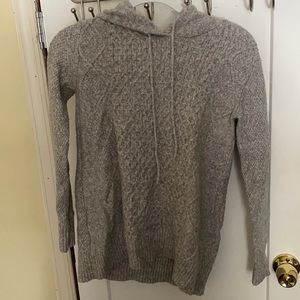 American Eagle Grey Sweater w/hood